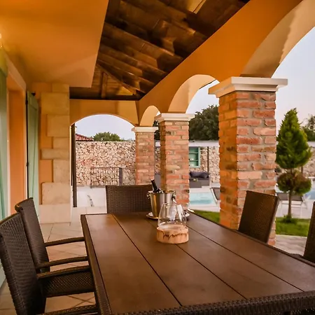 Vilă Casa Blu With Pool Kras