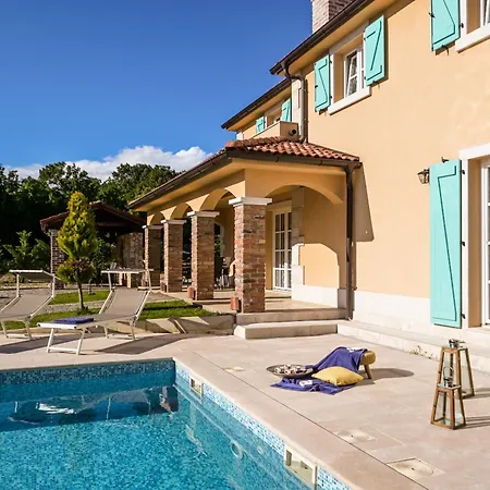 Casa Blu With Pool Vilă Kras