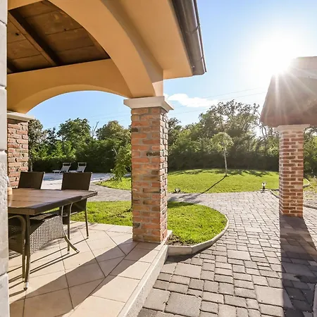 וילה Casa Blu With Pool *