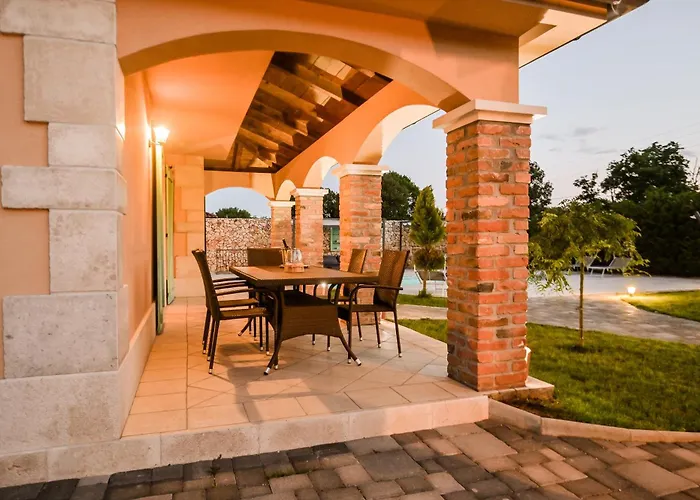 Casa Blu With Pool Villa Kras